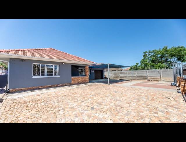 3 BEDROOM HOUSE FOR SALE IN RICHMOND